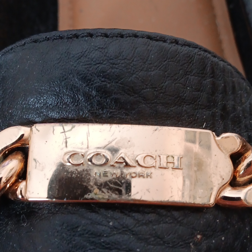 Coach Black Moc With Gold Buckle Size 7.5M - Picture 3 of 6